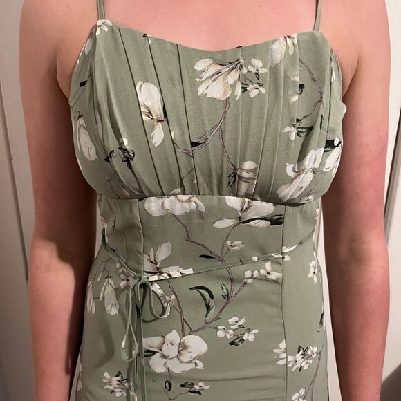 Pale green chiffon summer dress - Picture 7 of 11